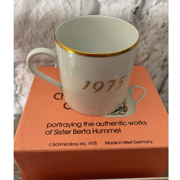 Schmid Berta Hummel Childs Cup First Edition 1975 Collector Vintage - Picture 4 of 7